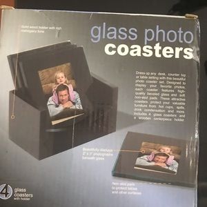 NWT set of 4 glass picture coasters